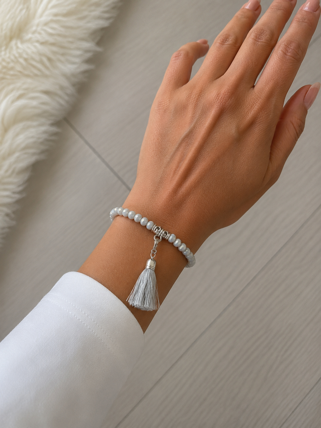 Tassel Stretch Bracelet -Grey